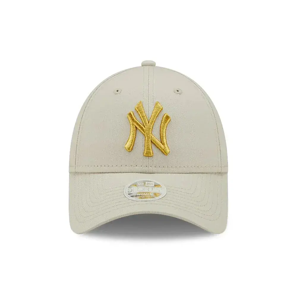 Casquette New Era WMNS Metallic Logo 9FORTY – New York Yankees – Cream thumbnail