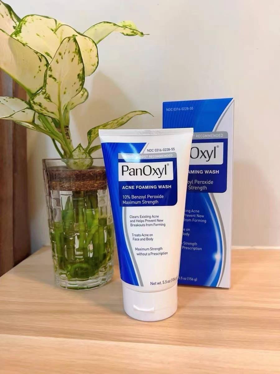 PanOxyl Mousse Nettoyante Anti-Acné thumbnail