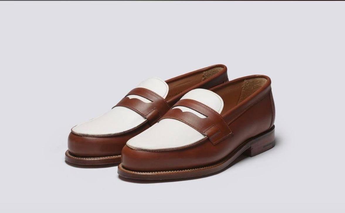 Mocassins Crockett & Jones en cuir – Élégance britannique intemporelle thumbnail