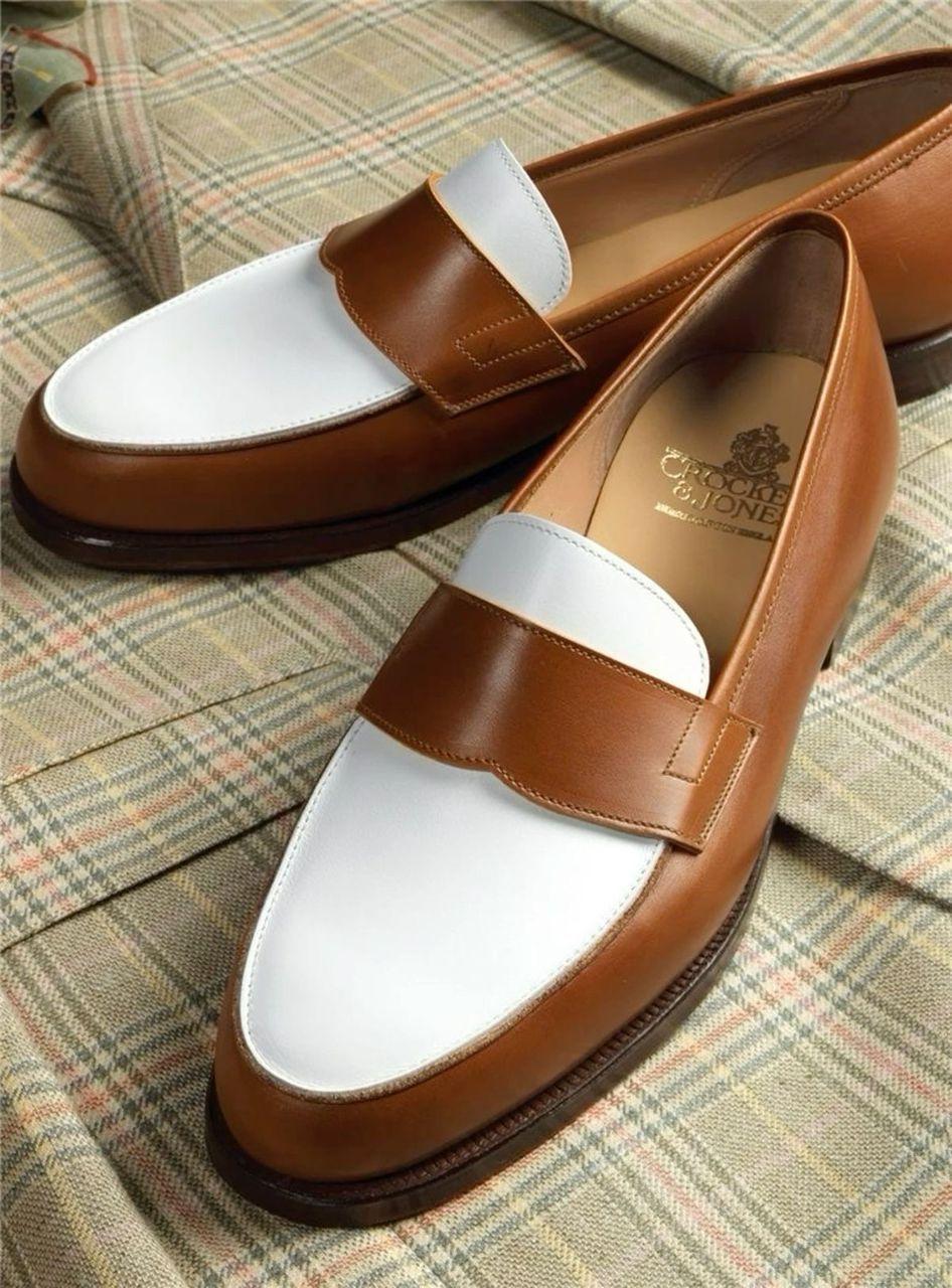 Mocassins Crockett & Jones en cuir – Élégance britannique intemporelle thumbnail