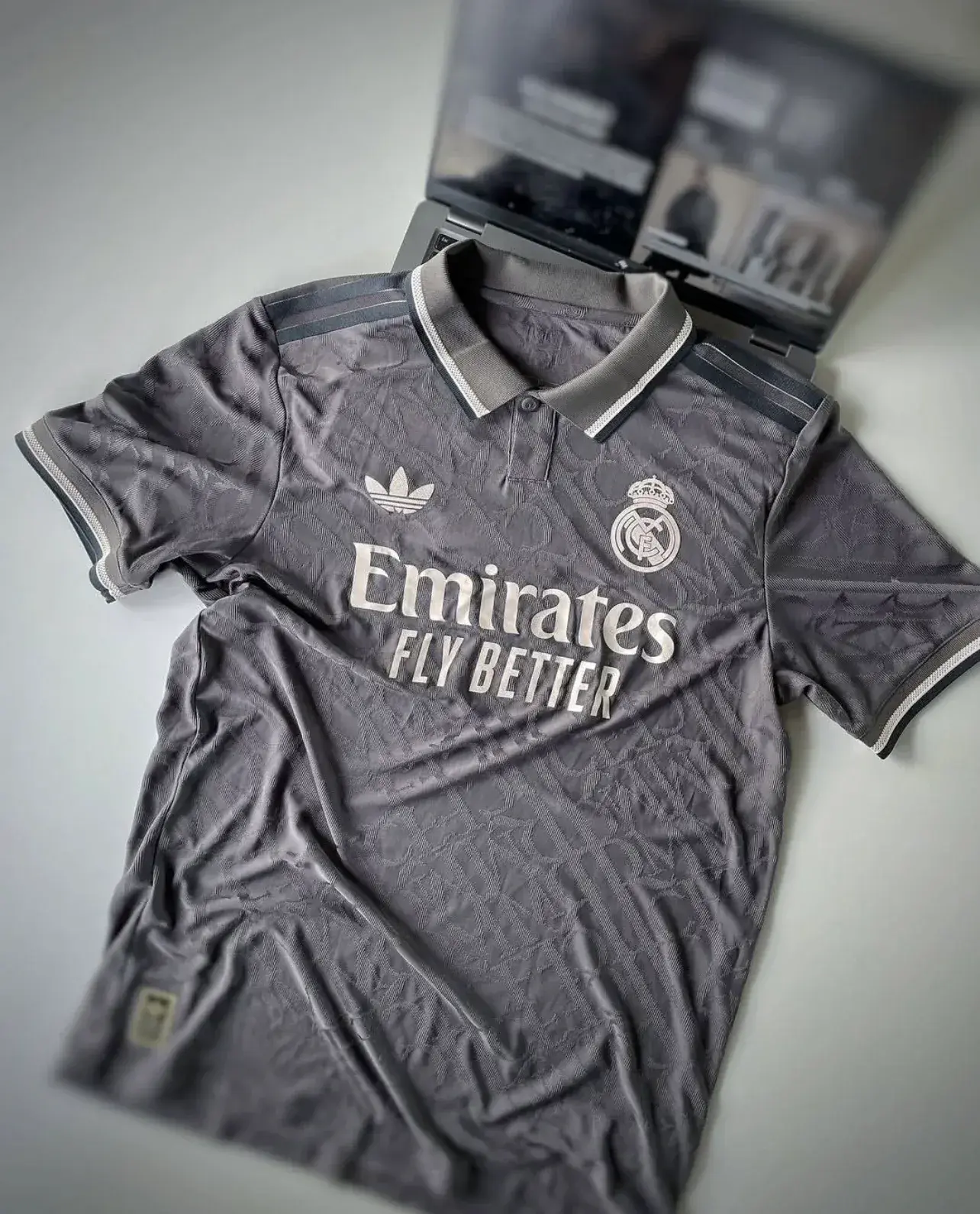 Maillot Third Real Madrid 24/25 thumbnail