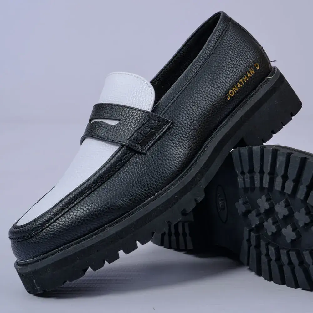 Jonathan D Penny Moc – Noir / Blanc thumbnail