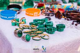 Thumbnail for Bague en Malachite - Élégance et Harmonie Naturelle