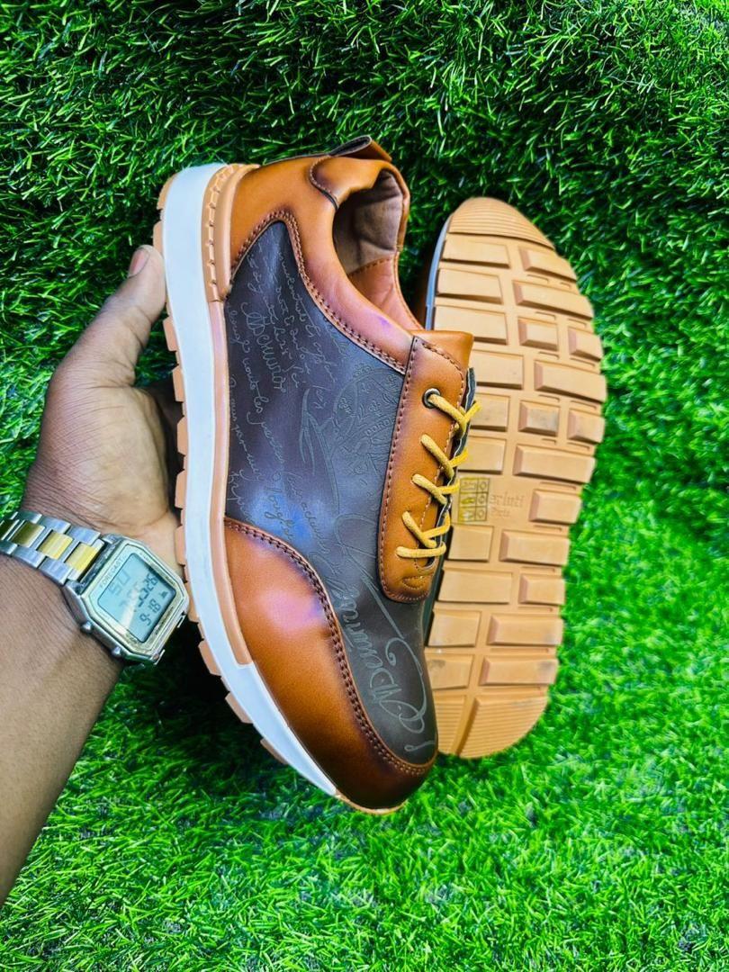 Chaussures  - Style et Confort Polyvalents