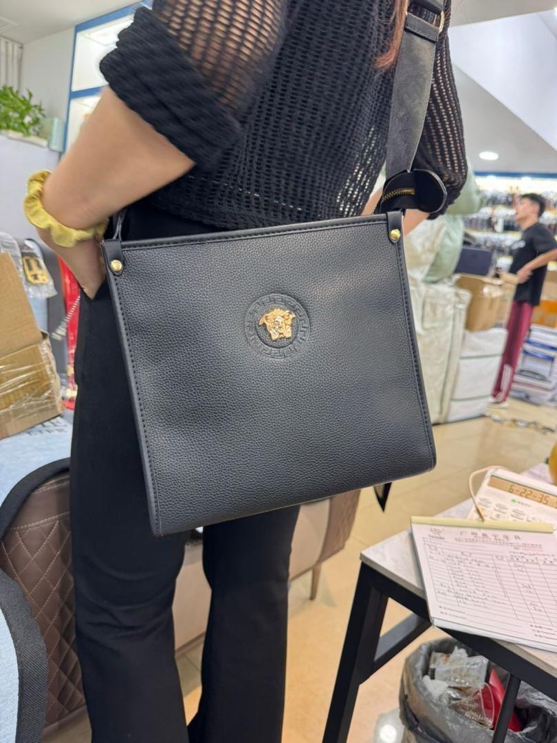Sac Versace – Luxe et Élégance Intemporelle