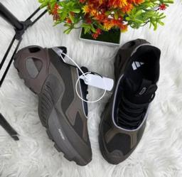 Thumbnail for Adidas Adiprene – Style & Confort à Chaque Pas