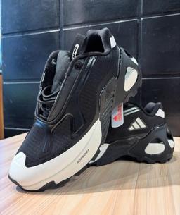 Thumbnail for Adidas Adiprene – Style & Confort à Chaque Pas