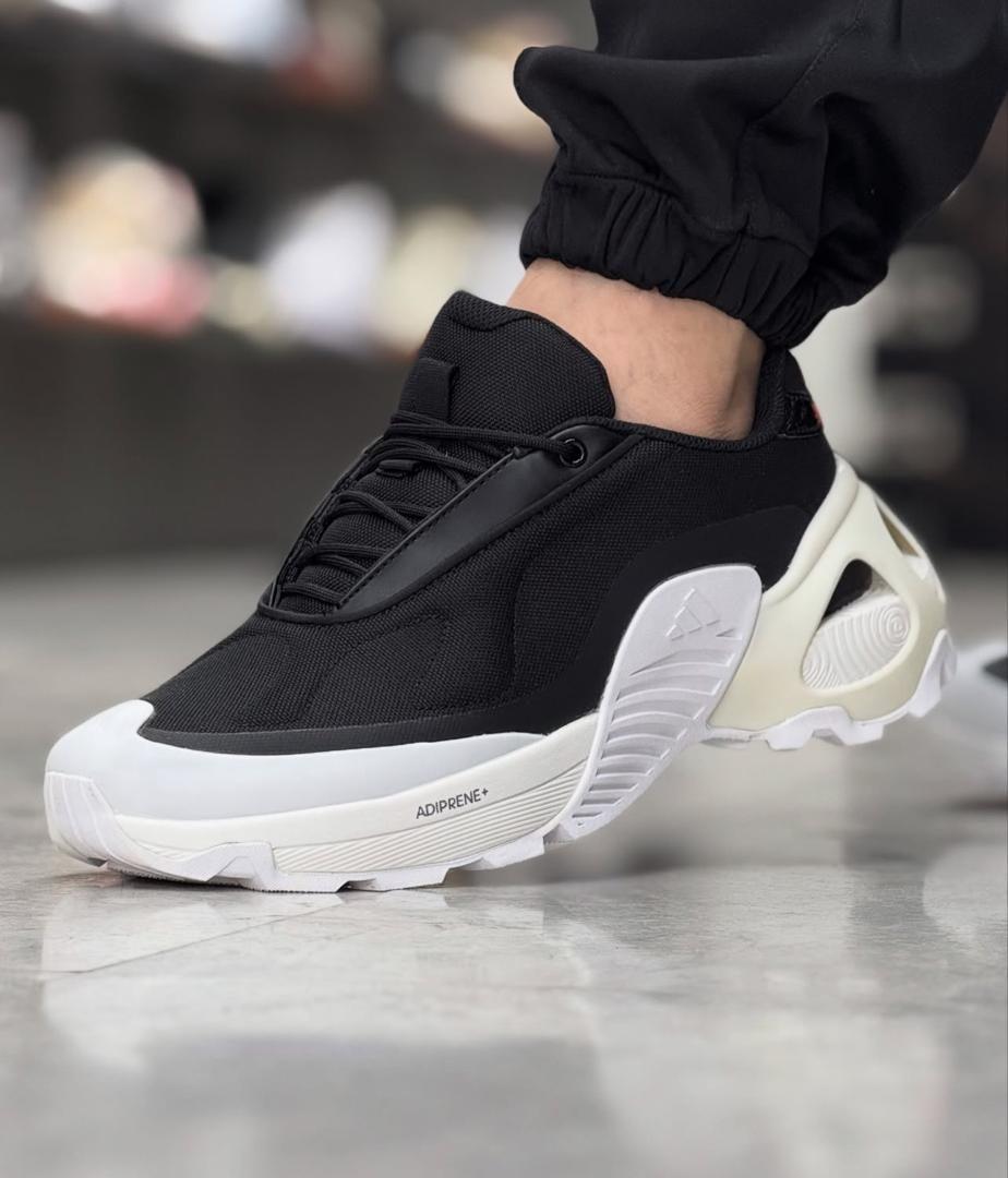 Adidas Adiprene – Style & Confort à Chaque Pas thumbnail