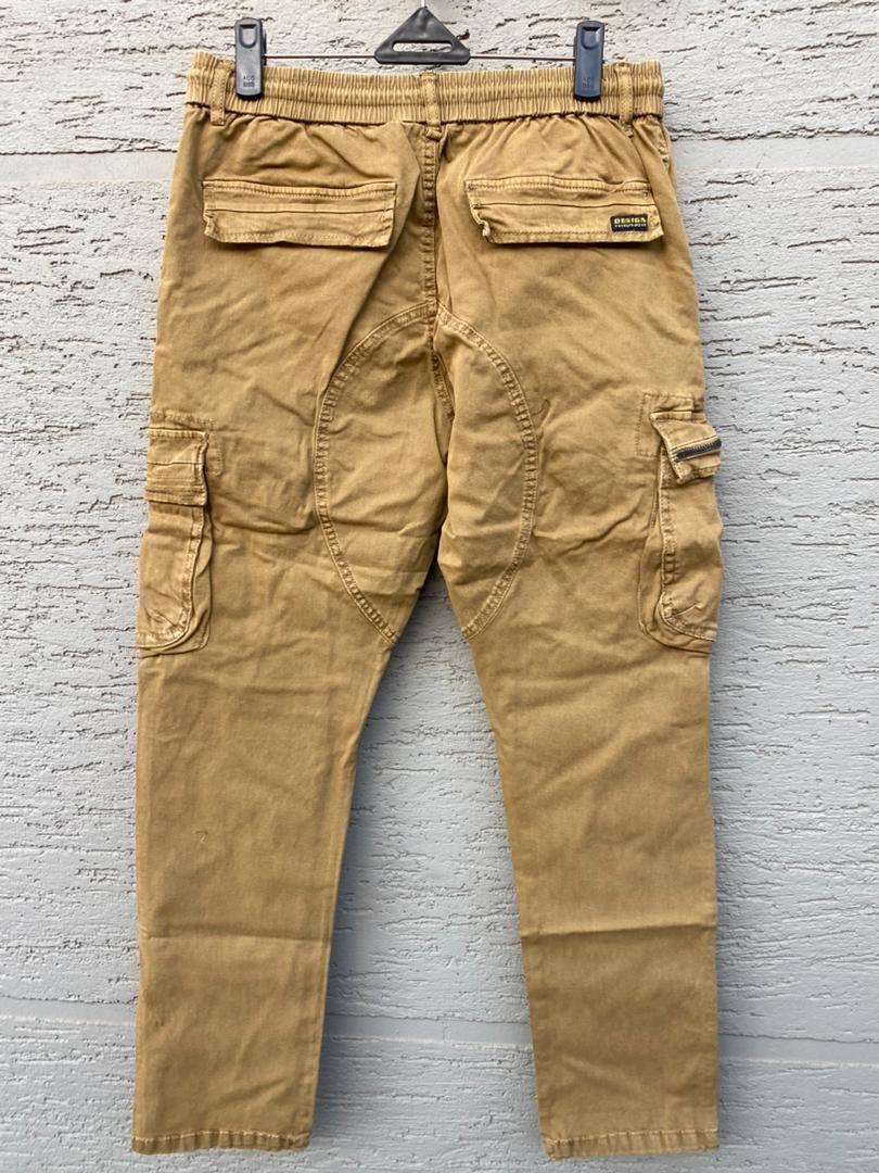 Pantalon Cargo Unisexe – Style Urbain thumbnail