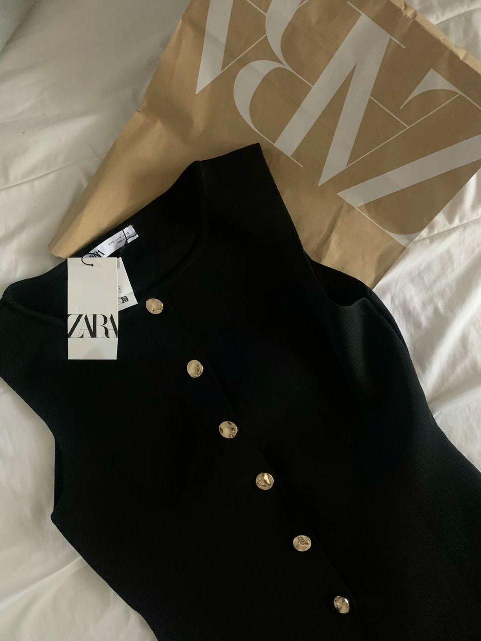 Gilet Zara Sans Manches Femme – Élégance et Superposition Facile thumbnail