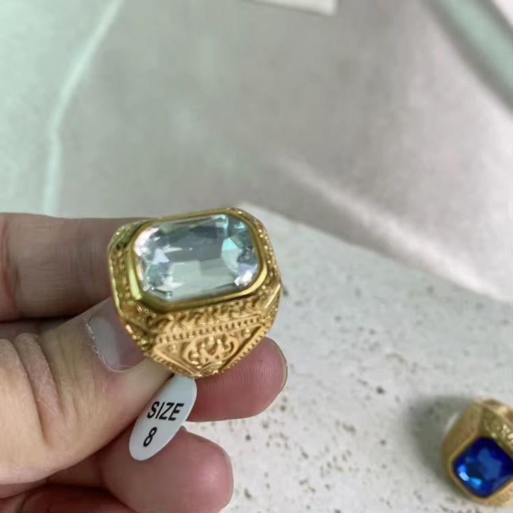 Bague Royale pierre bleu et blanche  thumbnail
