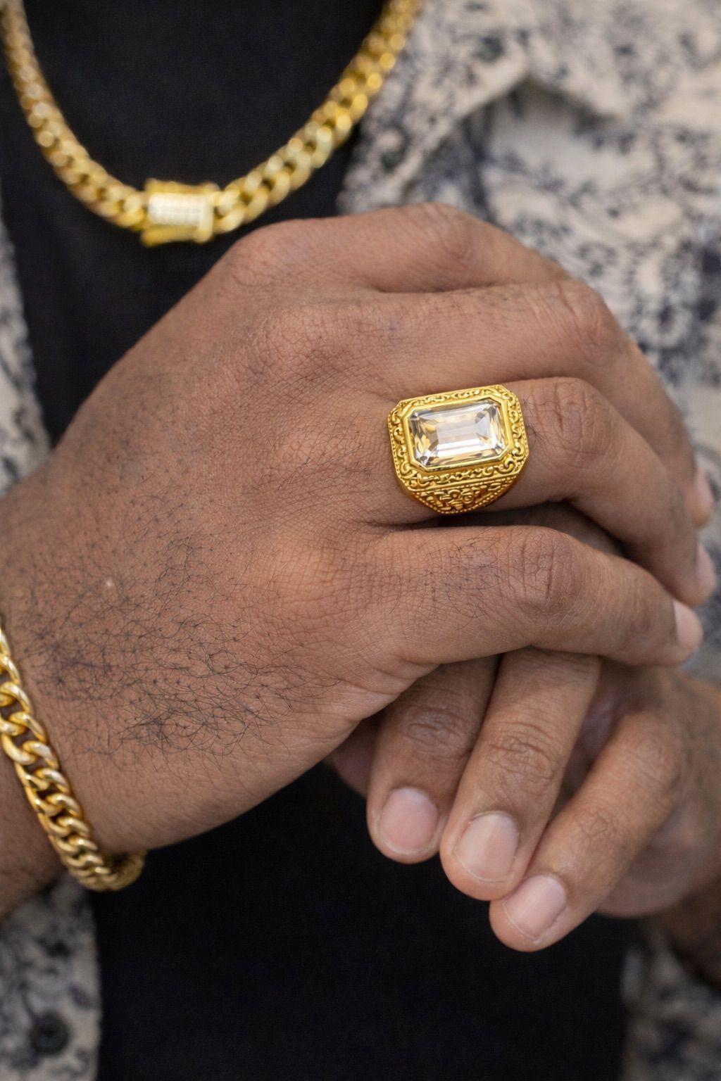 Bague Royale pierre bleu et blanche  thumbnail