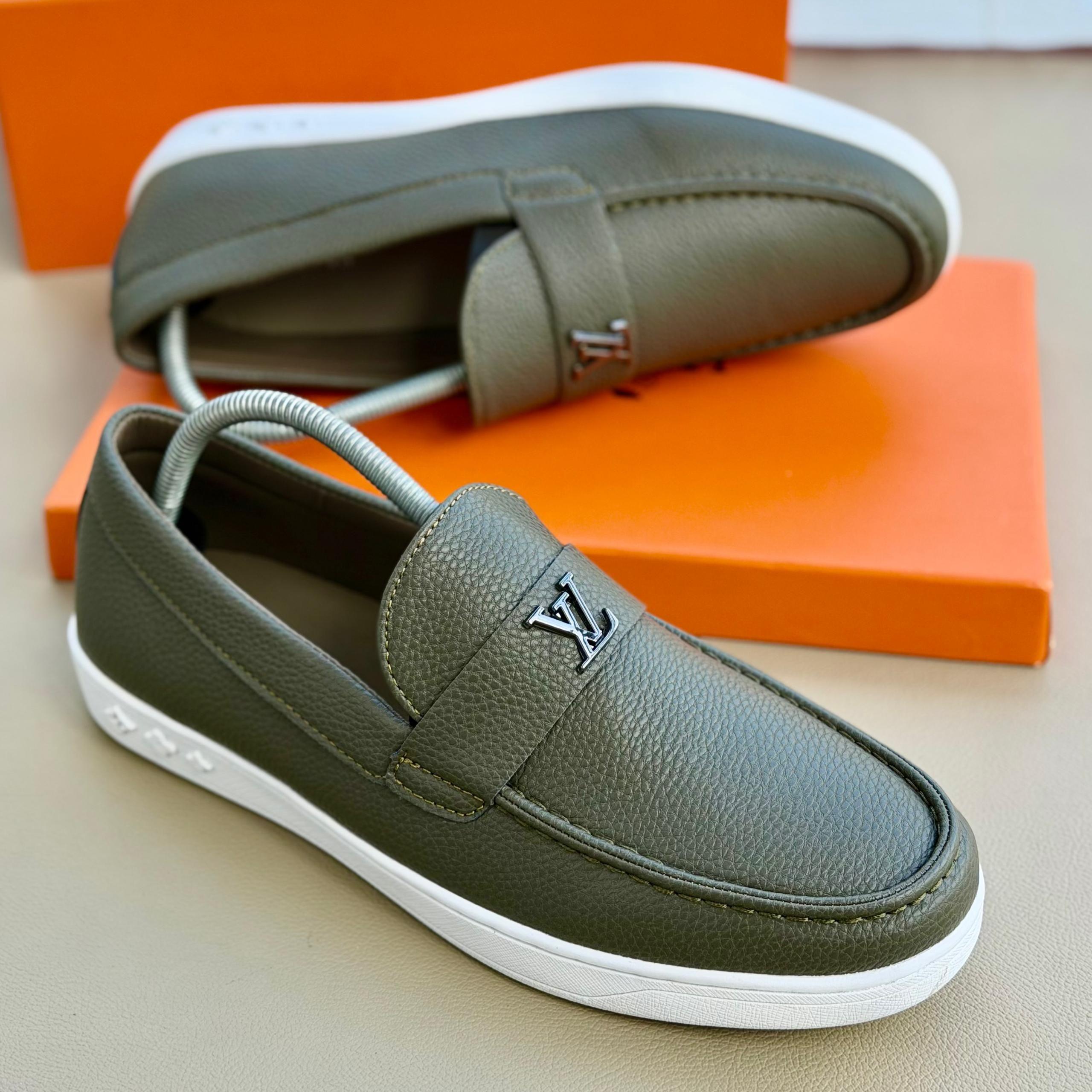 Loafers Louis Vuitton – Mocassins Homme Luxe thumbnail