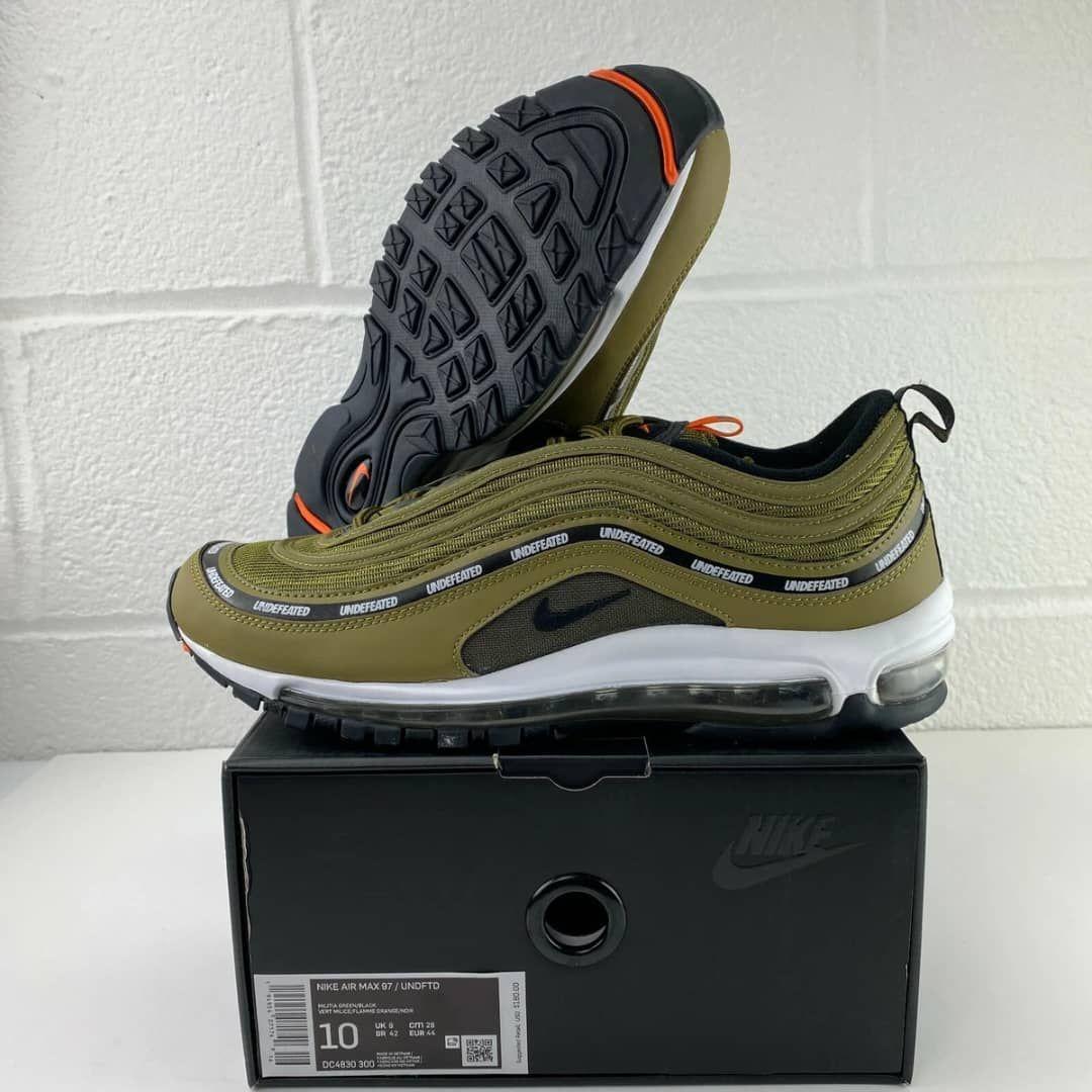 Nike Air Max 97 x Undefeated Vert  thumbnail