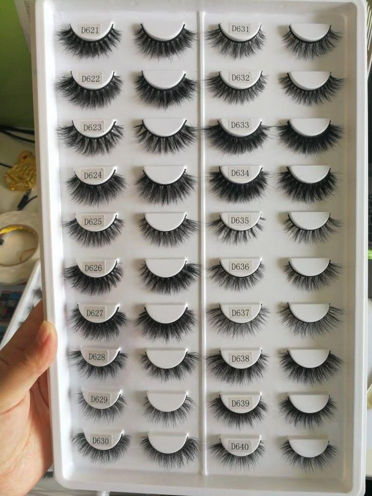 Palette Faux Cils – Collection Complète pour Regard Intense thumbnail