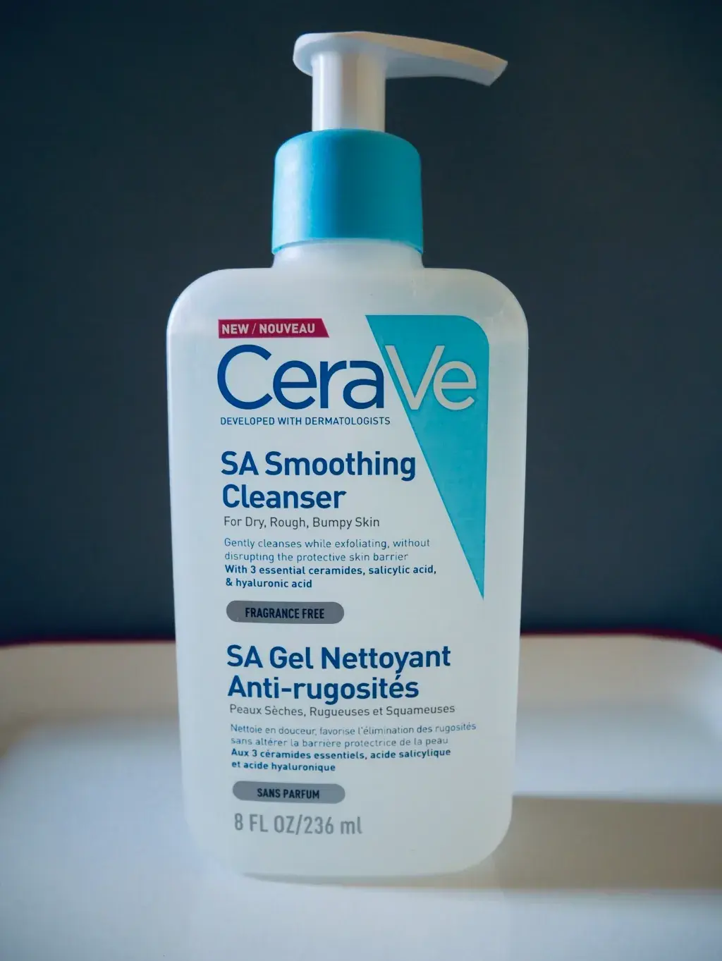 CeraVe — Nettoyant Peaux Sèches, Rugueuses et Granuleuses thumbnail