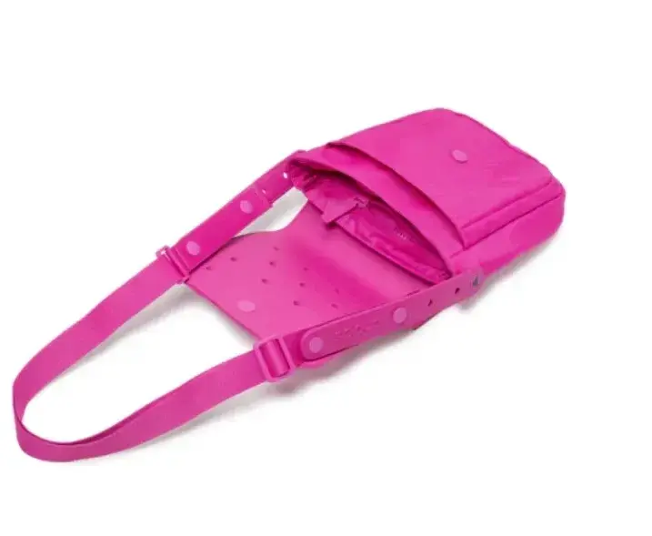 Sac bandoulière Crocs Classic – Compact et pratique thumbnail