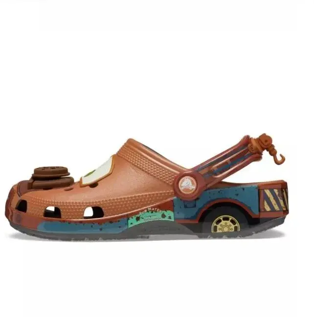 Sabots Crocs Disney Pixar Cars – Tow Mater (Martin) thumbnail