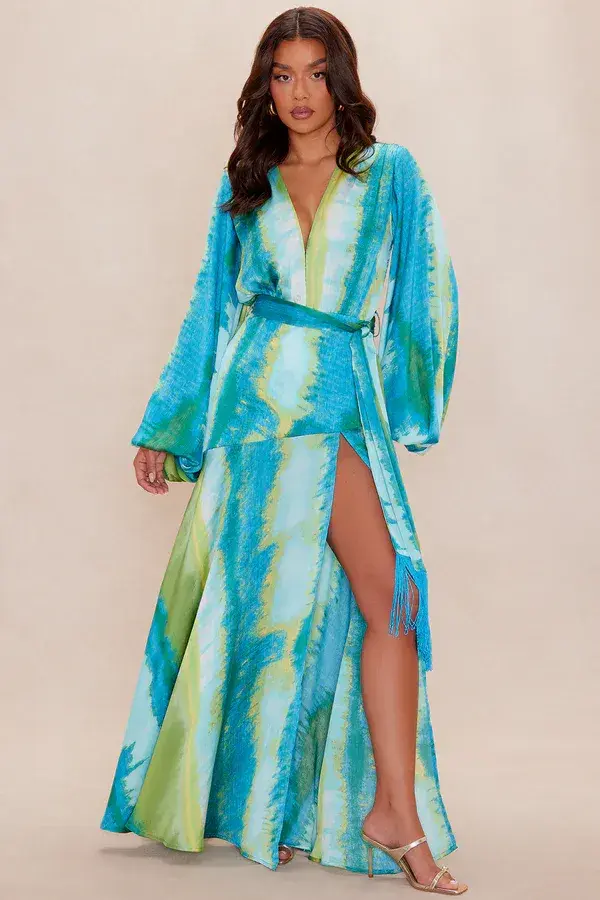 Robe Maxi Satinée Too Chic à Manches Longues – Bleu/Combo – Fashion Nova