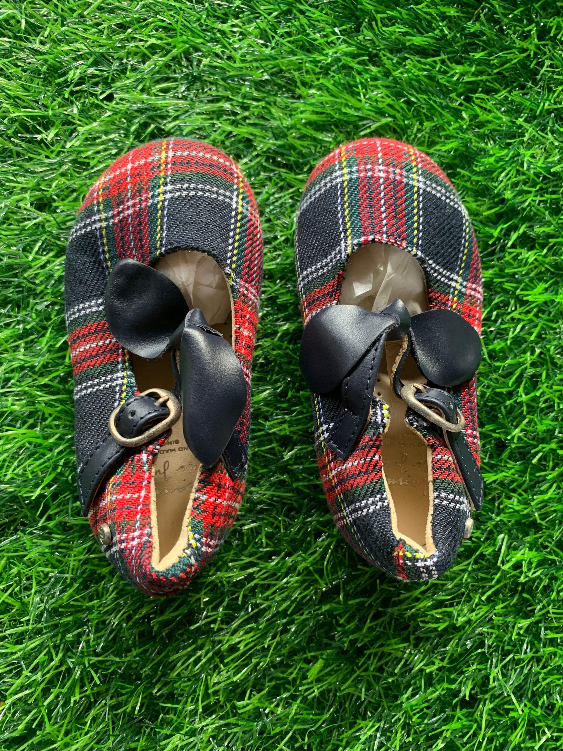 Chaussures pour enfants – Manuela de Juan