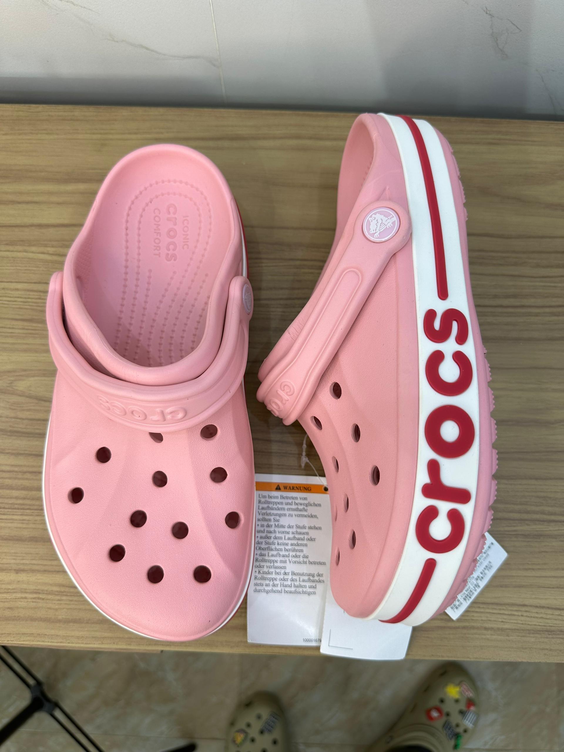 Crocs Bayaband Clog – Style Sport & Confort Ultime