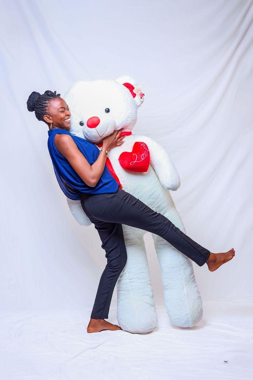 Ours en Peluche Géant Blanc – Très Doux et Élégant
