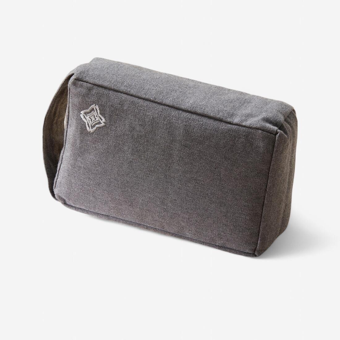 BRIQUE / COUSSIN DE YOGA GRISE EN TISSU