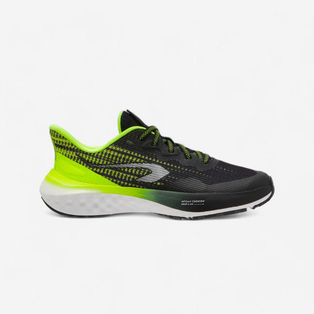 Chaussures de running Enfant - KIPRUN K500 FAST noires et jaunes